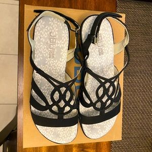 JBU by Jambu GiGi wedges 7